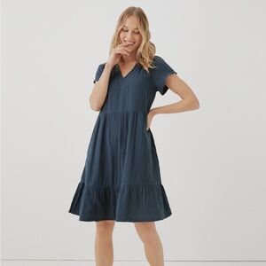 Pact women’s French navy coastal double gauze throw and go midi dress